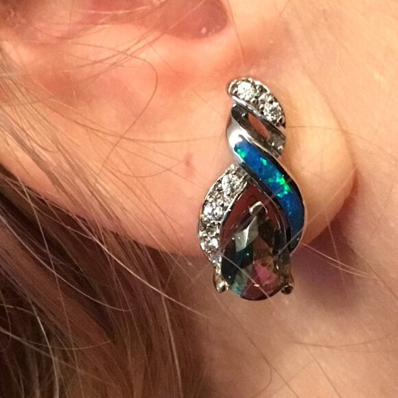 Sterling Silver Cut Crystal Earrings - Picture 4 of 5